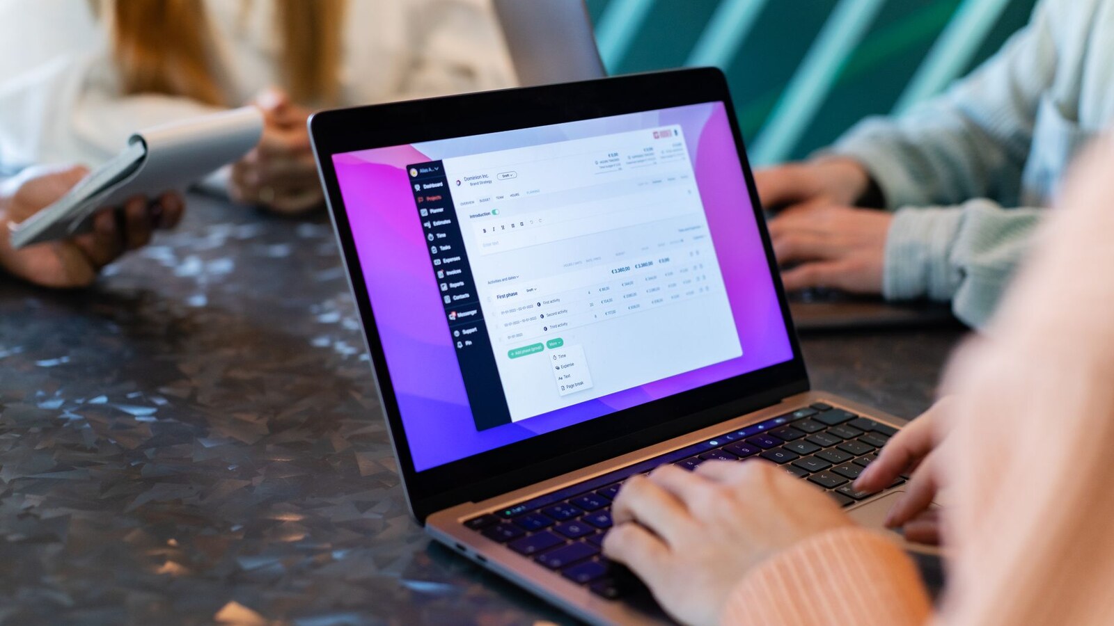 OpenAI押注企业部署,AI Agent竞争从模型榜单打到工作流入口