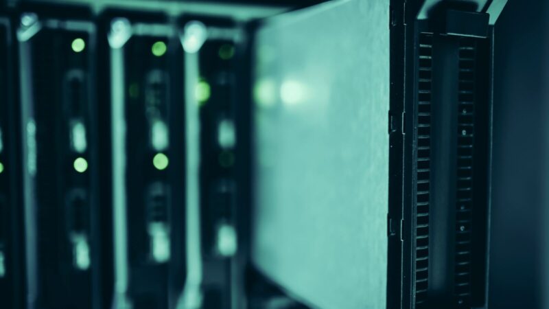Redis缓存雪崩、击穿和穿透有什么区别？网站高并发缓存故障科普-速维云