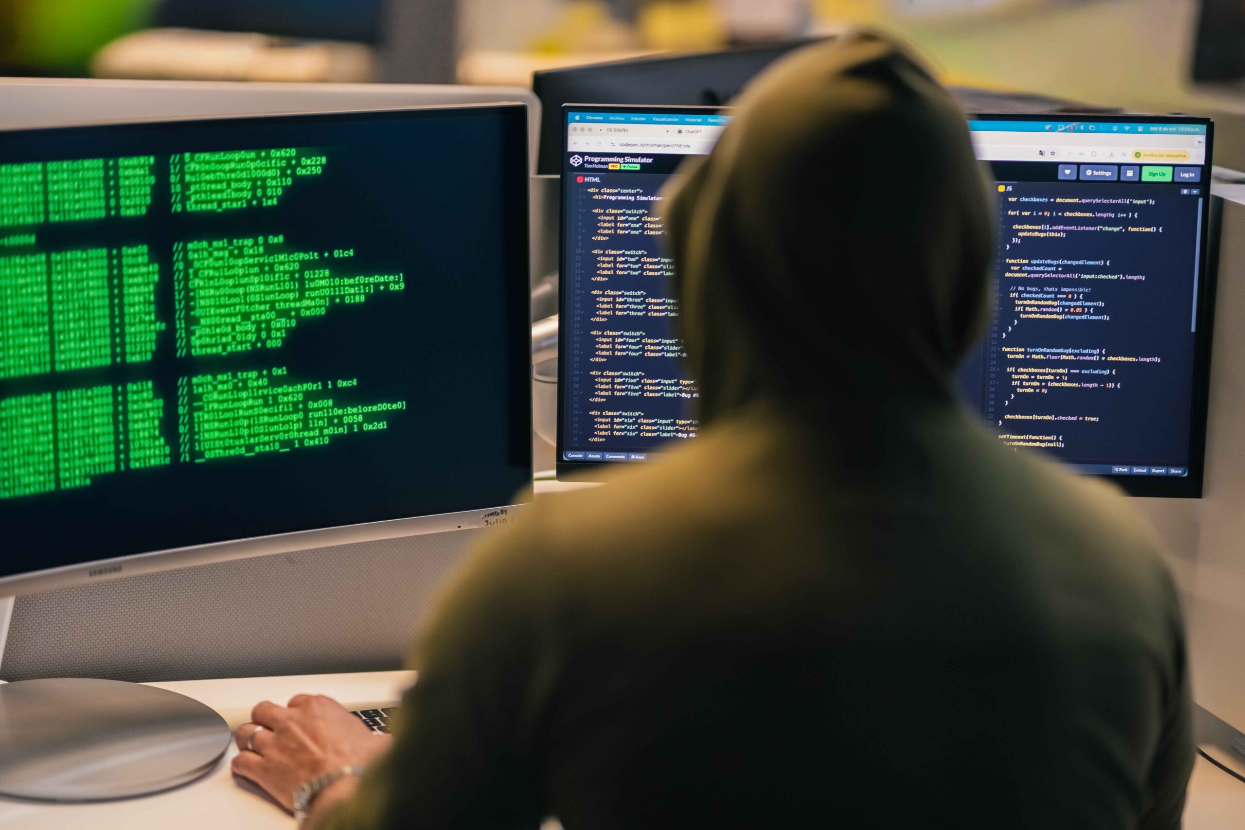 Cisco Secure FMC 硬编码凭据漏洞进入 KEV：防火墙管理平面要尽快收敛-速维云