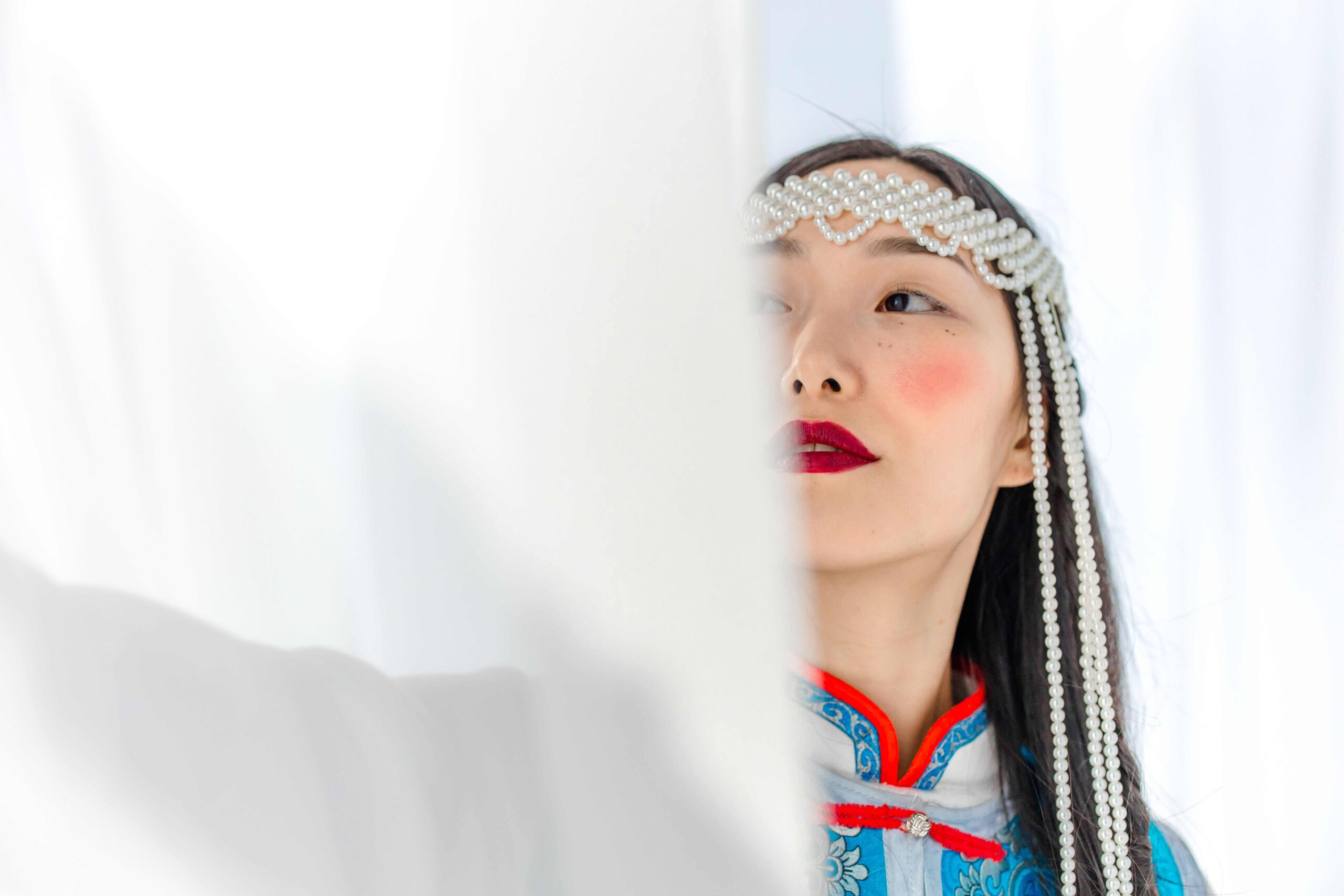 李飞飞AI游戏平台融资后,内容生成竞争开始从模型演示走向可玩产品-速维云