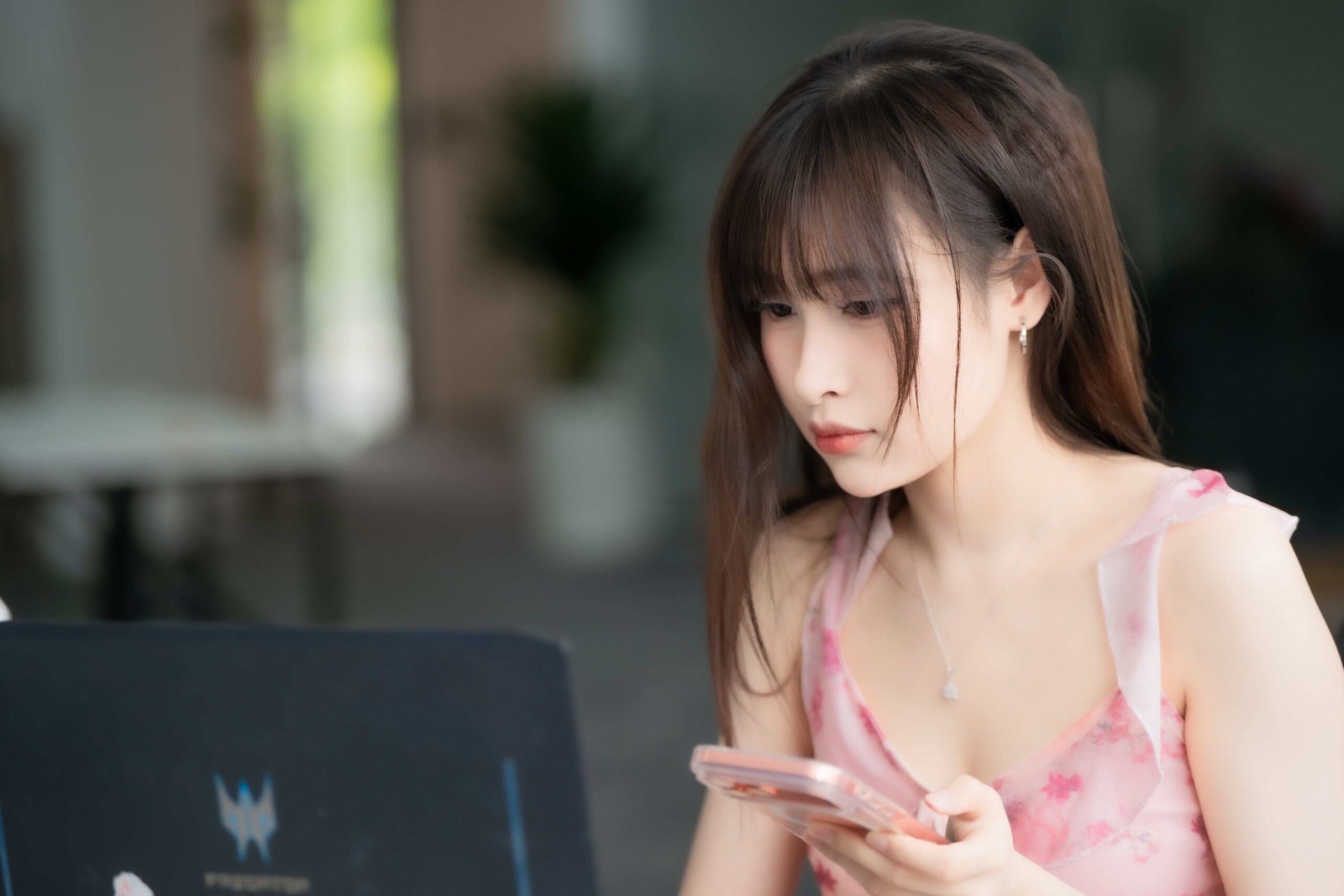 千问办公首发上线Qwen3.8-Flash、智谱开源多模态大模型GLM-5.3-Flash后，AI大模型开始拼场景落地-速维云